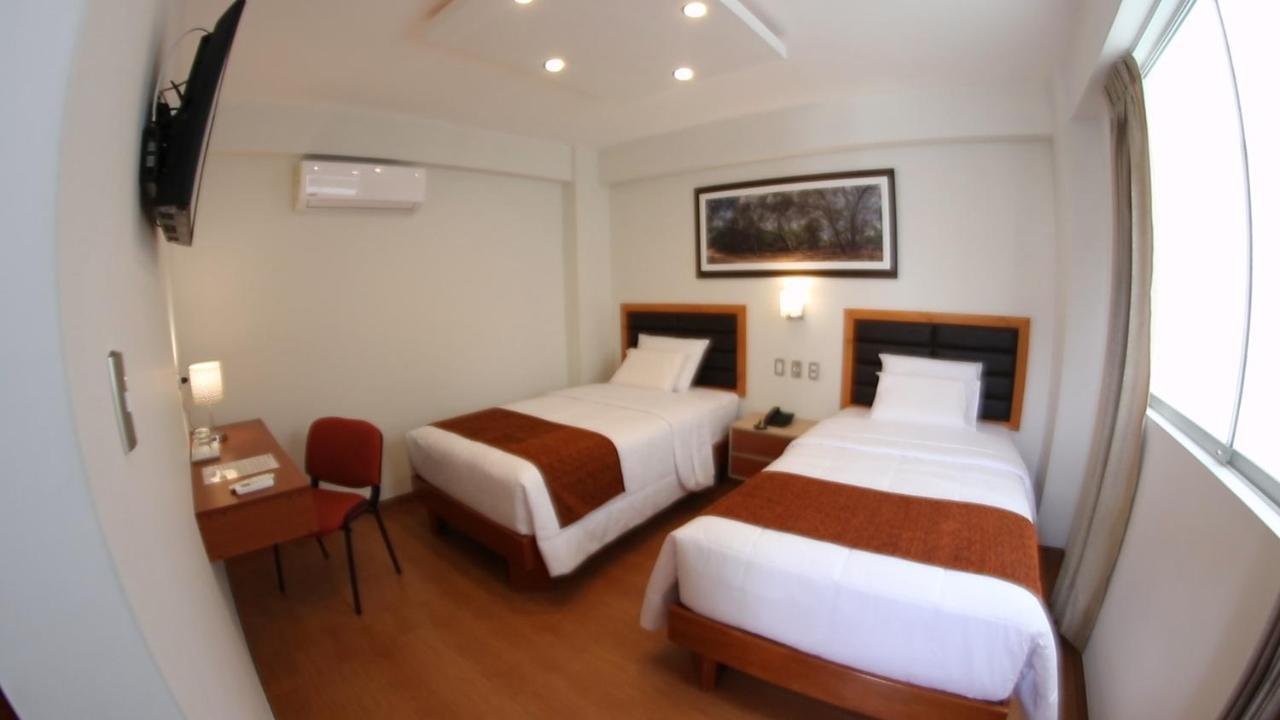 Hotel Ottavis Chiclayo Exteriör bild